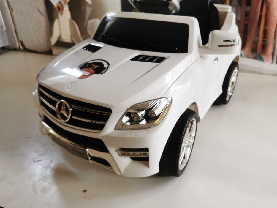 Детска електрическа количка RANGE ROVER 2x12V