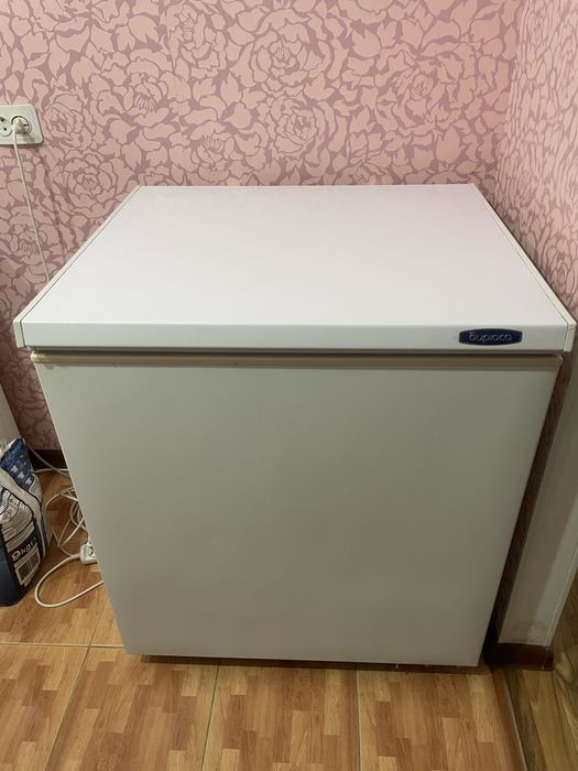 Продам морозильник