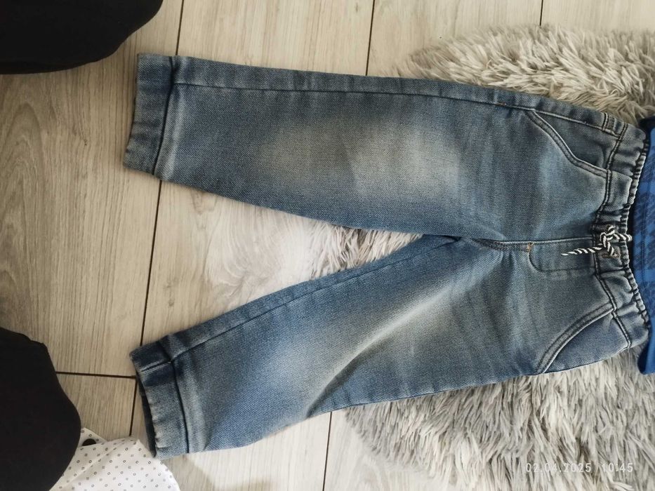 Blugi mărimea 98