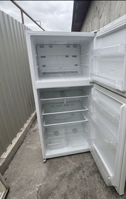 Продам холодильник