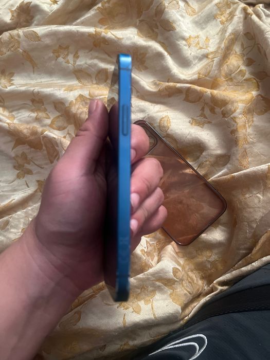 iPhone 12, состояние 5 из 10