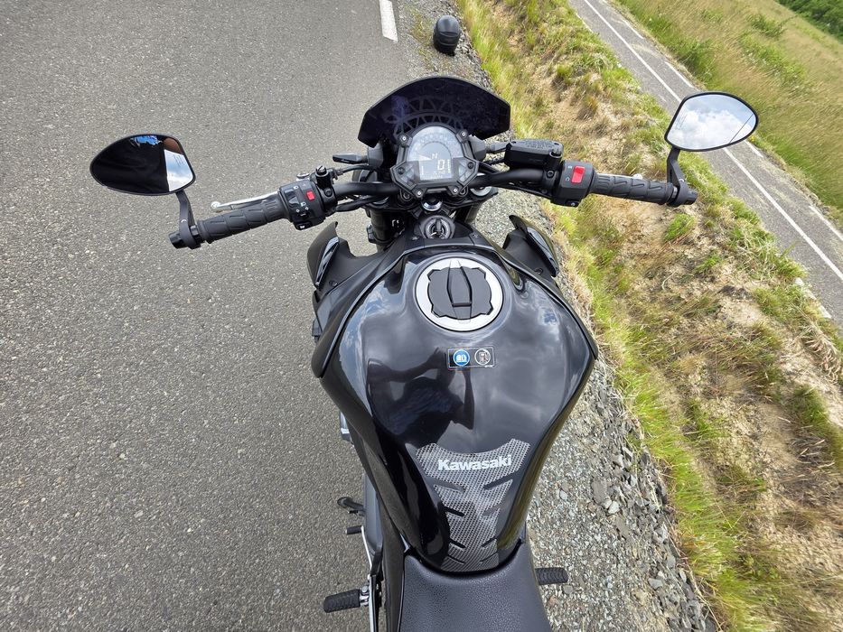 Kawasaki Z900 2017 impecabila, înmatriculată, servisata la zi și accesorizata