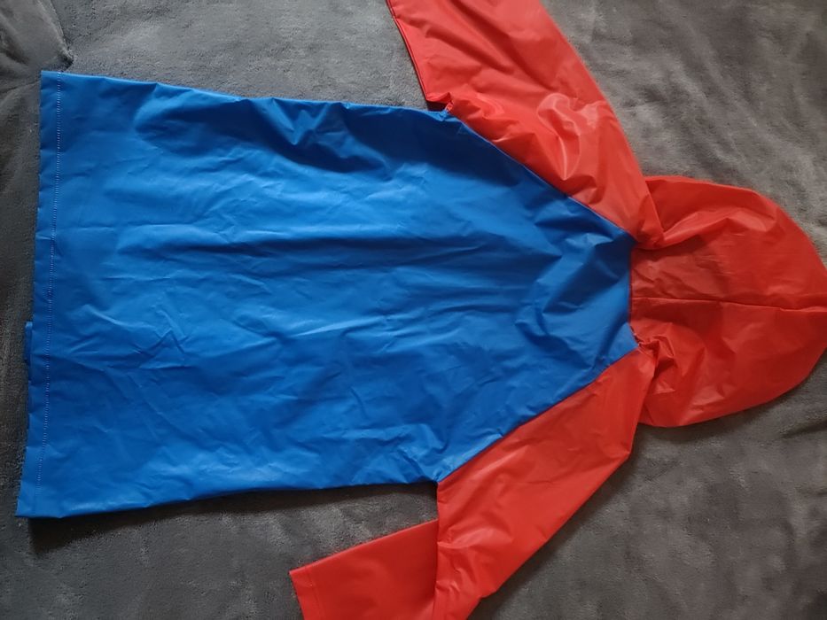 Дъждобран за момче 8год.