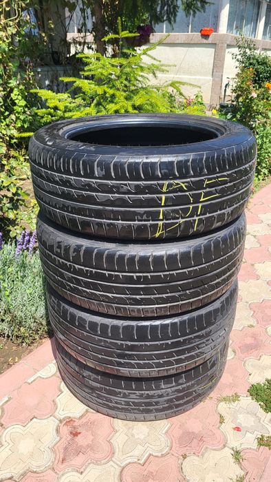 Vand cauciuri  vara kumho 235 55 19
