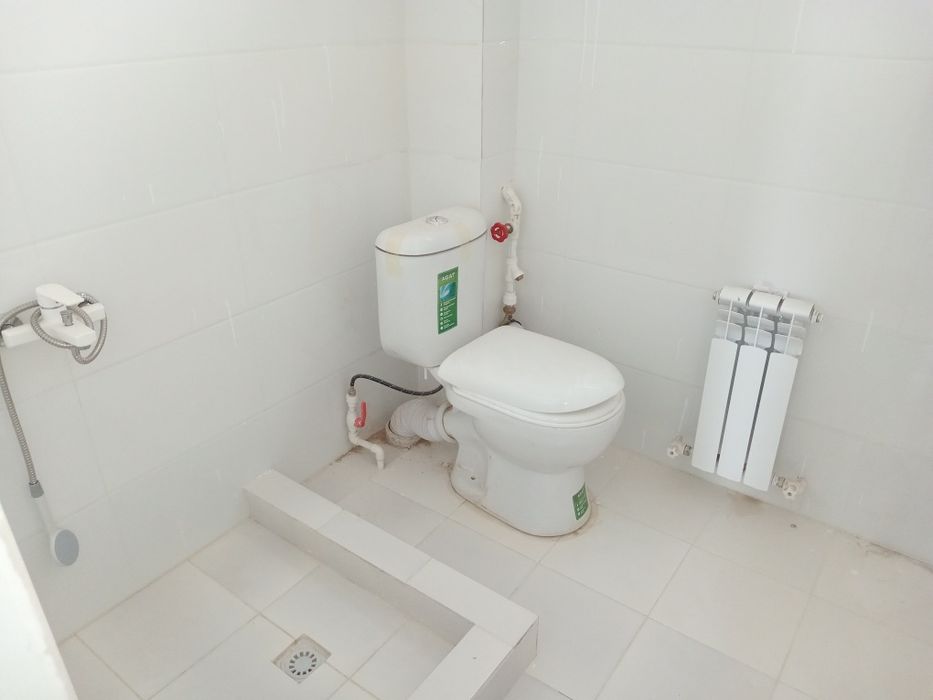 Урганч тумани карман махалласи 4 кават 2 каватида 2 хонали 2кв янги до