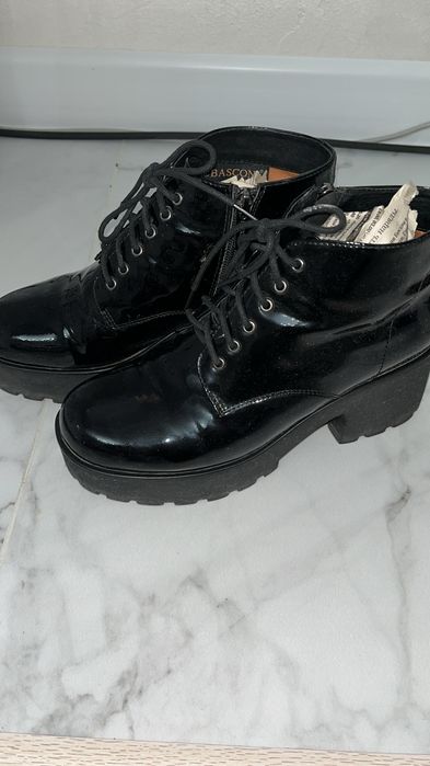 Продам туфли женские