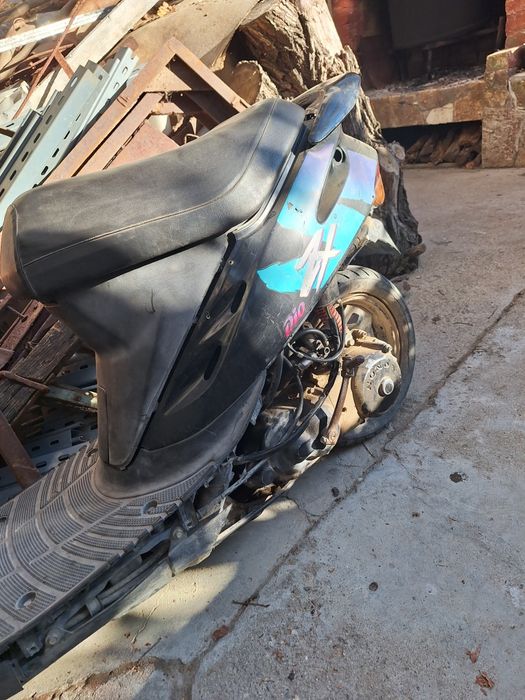 Продавам honda dio 100cc