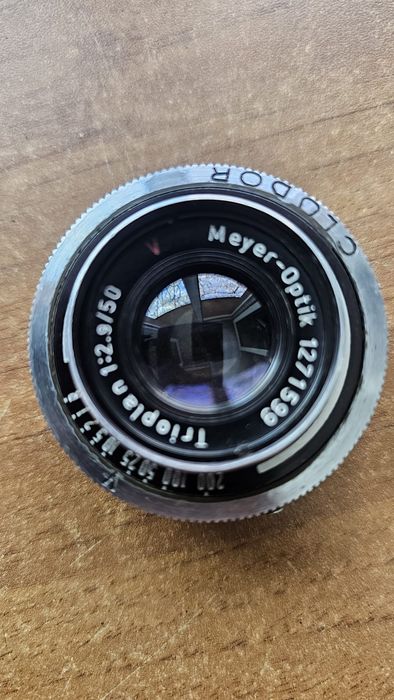 Vând obiectiv Meyer-Optik trioplan 1:2.9/50