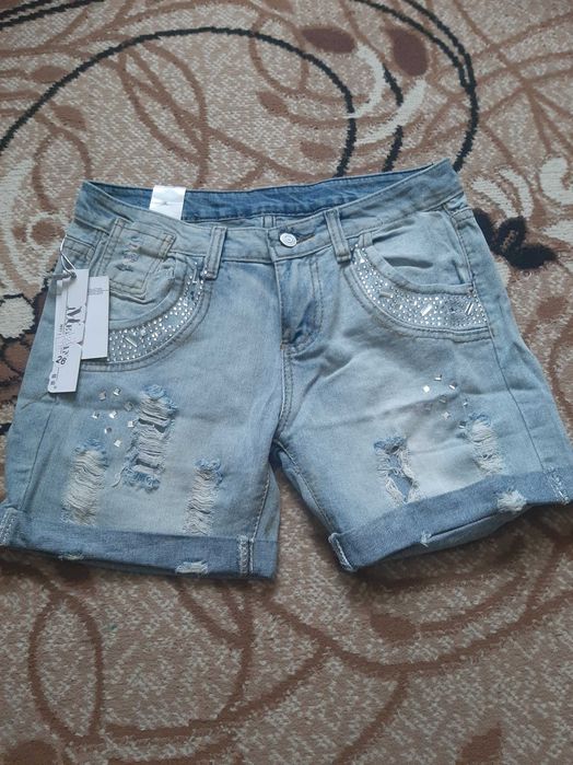 Продам женские вещи