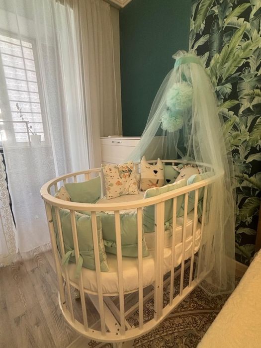 Продаю детскую кроватку-новую