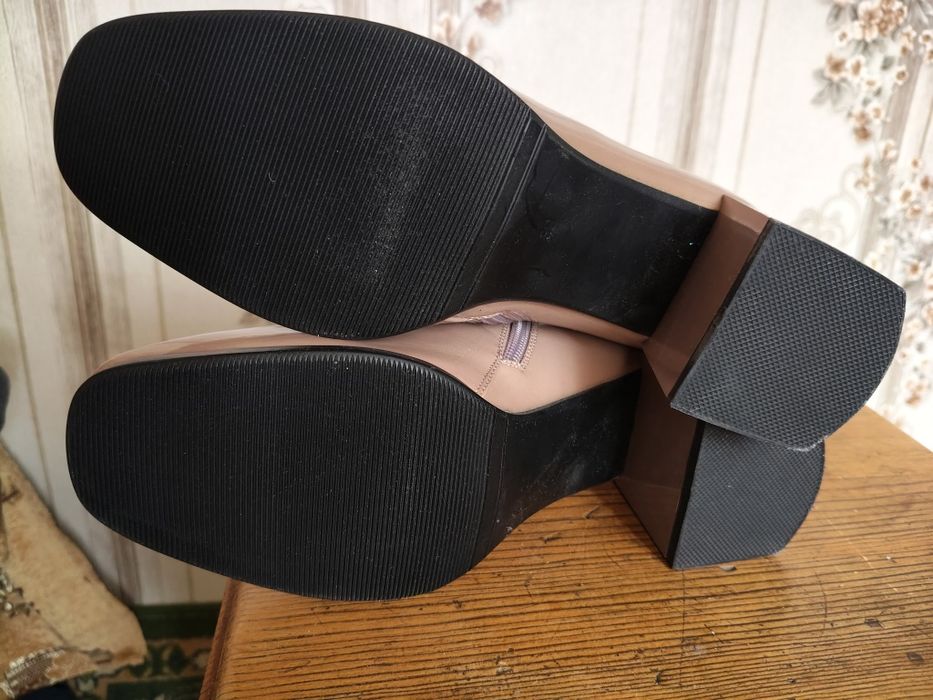 Сапоги весение 39 р