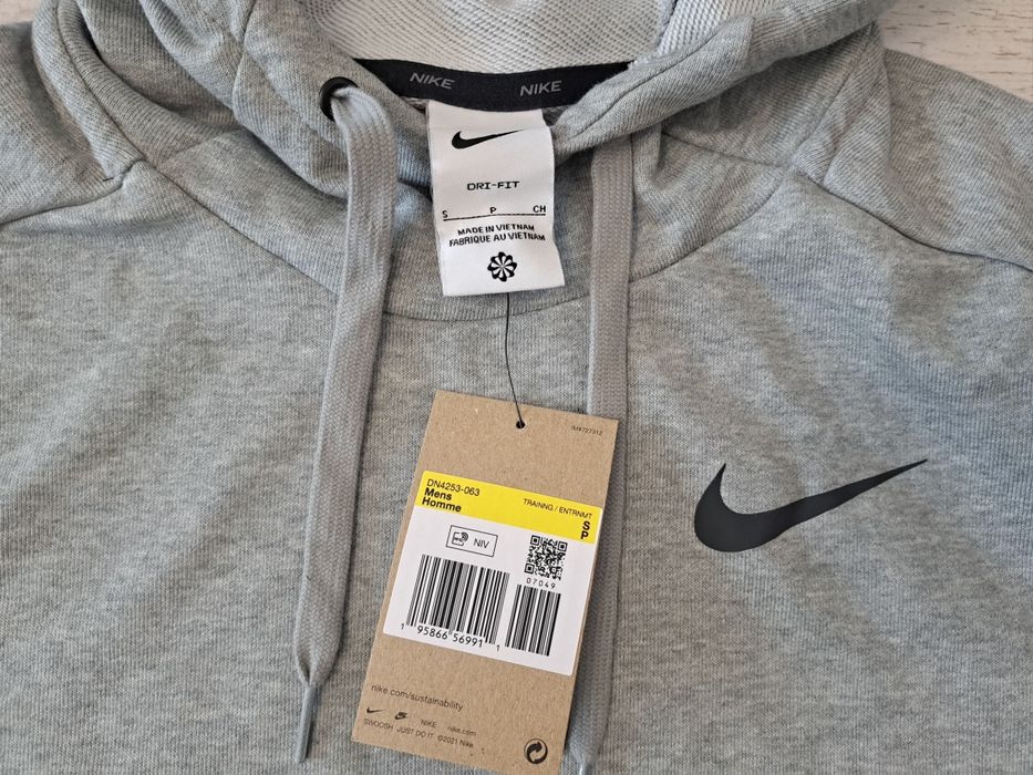 Nike-Ориг. Суичър Нов!