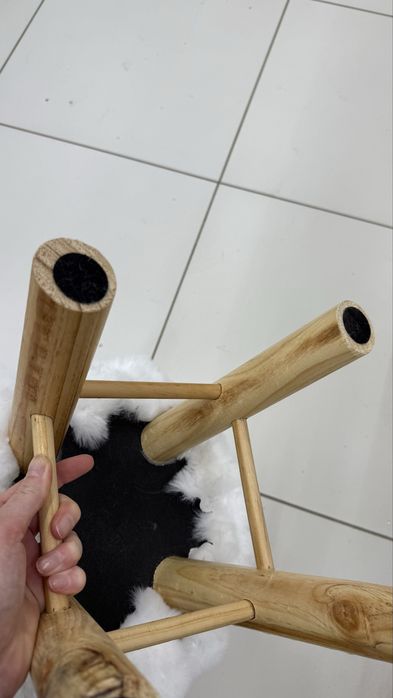 Taburete din blana artificiala