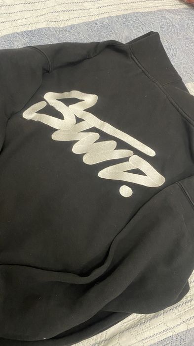 Продам оригинал худи(толстовку) от Stüssy