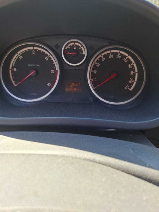 Vand Opel corsa 1.3
