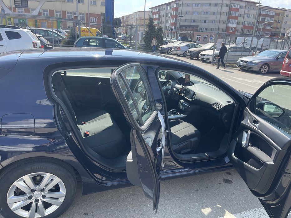 Peugeot 308 1,2 turbo benzina automat