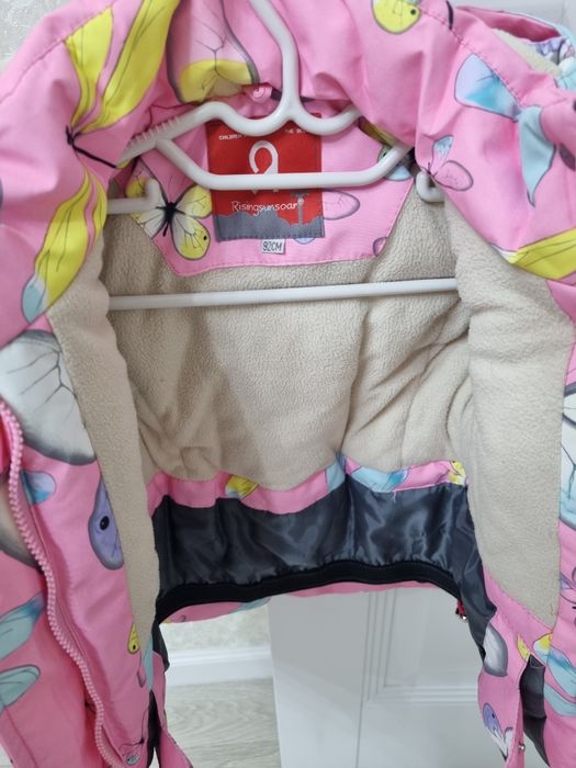 Зимняя куртка на девочку