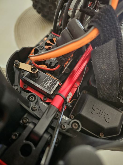 ARRMA KRATON 6s EXB 1/8 masina cu telecomanda profesionala