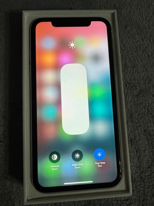 Iphone 11      .