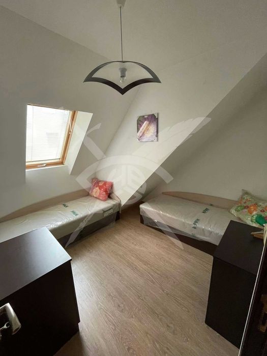 Дава се под наем Двустаен апартамент в Варна, Център - 55 кв.м за 375 € - Снимка #2