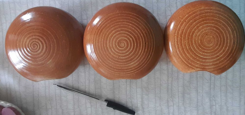 Капак и вазички за стена 3 бр.