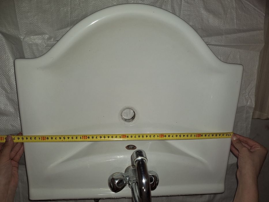 Мивка за баня със смесител