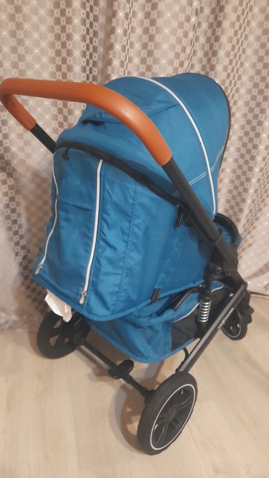 Готов продать хорошаю коляску