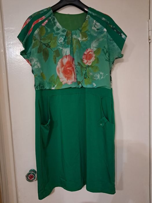 Платья разные,недорого.