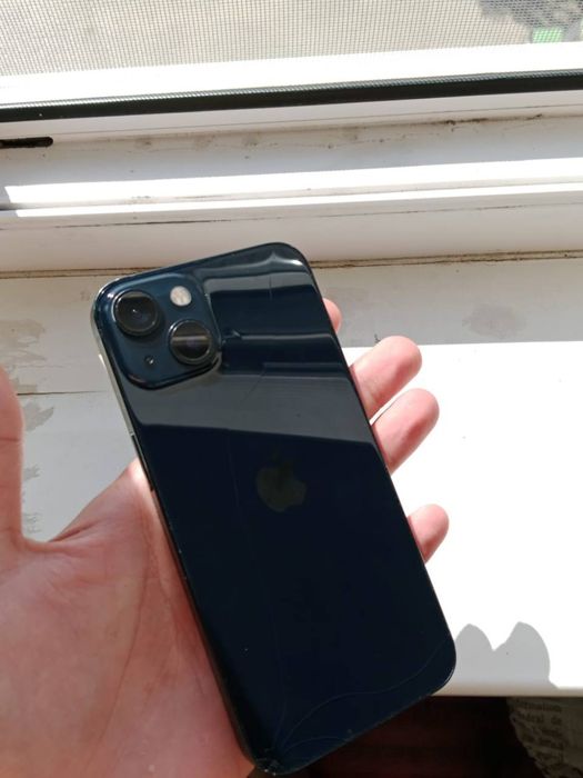 Продам Iphone 13 128гб