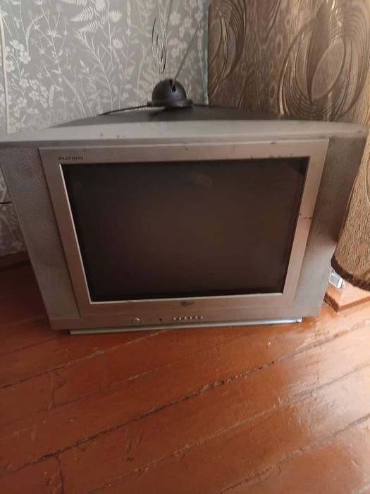 Продам телевизор