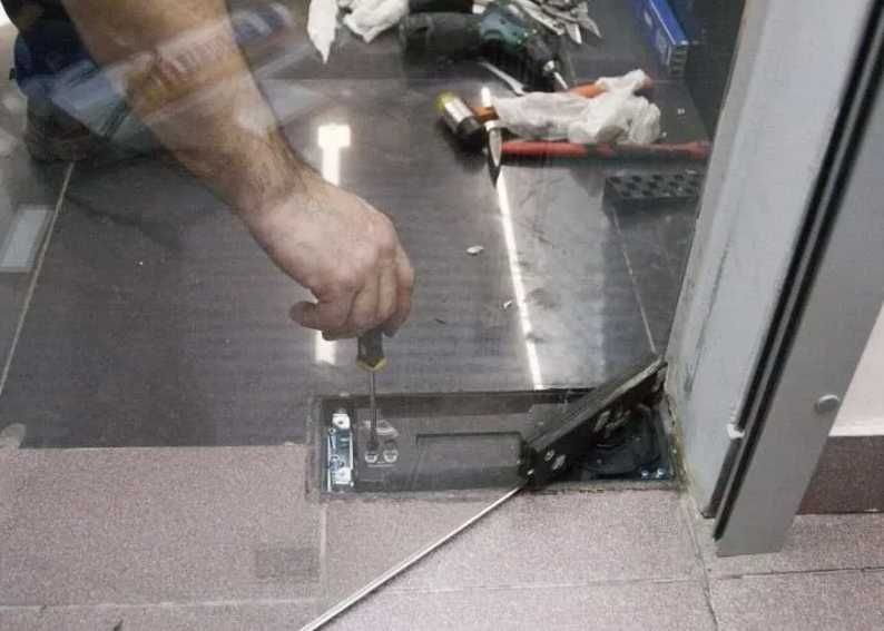 Ремонт и настройка стеклянных конструкций. Работаем с калёным стеклом!