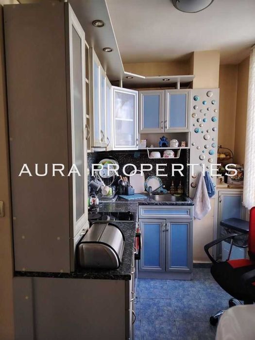 Продава се Тристаен апартамент в Разград, Житница - 98 кв.м за 682 €/кв.м - Снимка #4