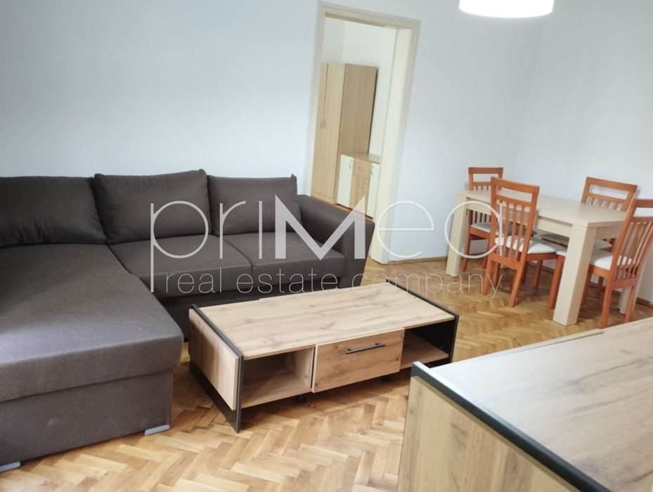 Продава се Двустаен апартамент в Бургас, Център - 53 кв.м за 2548 €/кв.м - Снимка #2