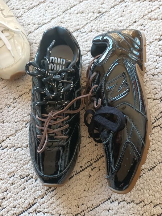 Miu Miu x New Balance кецове налични