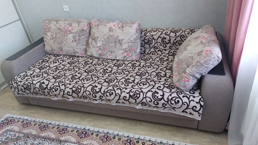 Продам диван в хорошем состоянии