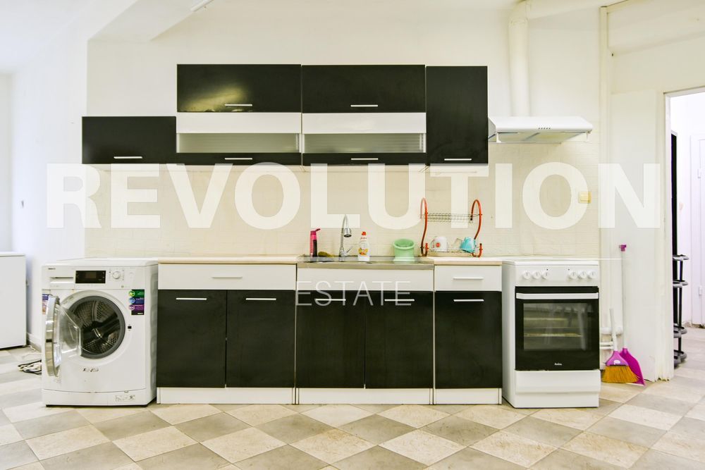 Дава се под наем Едностаен апартамент в София, Център - 50 кв.м за 409 € - Снимка #2