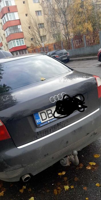 Vând audi A4 b6 2.0