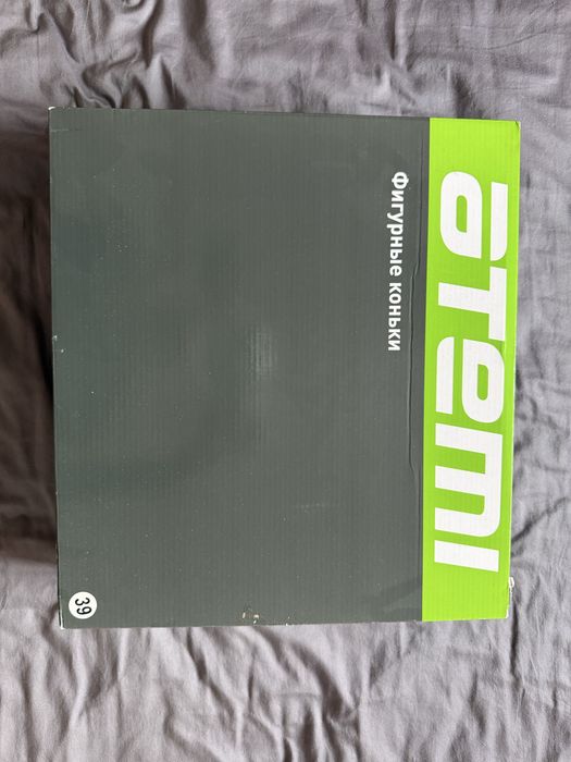 Фигурные коньки новые