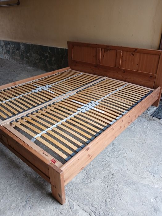 Pat dormitor din lemn masiv 1,8 m x 2m