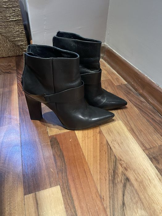 Италиански боти от естествена кожа