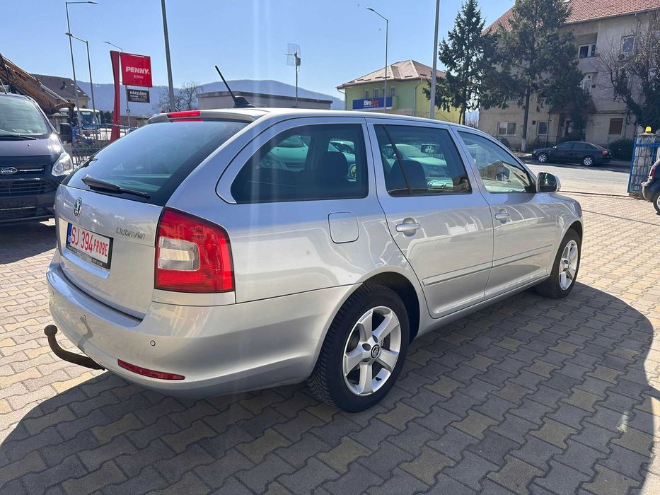 Skoda octavia 1,6tdi facelift cash sau rate5399€uro