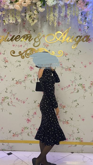 Черное платье миди в горошек, размер S