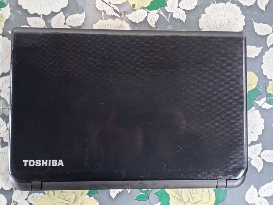 Laptop Toshiba Satelite
