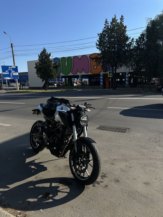 Honda CB125R 2019