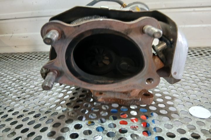 Turbosuflanta SH01-13700 SH01-13700 Mazda CX-5 prima generatie (KE)