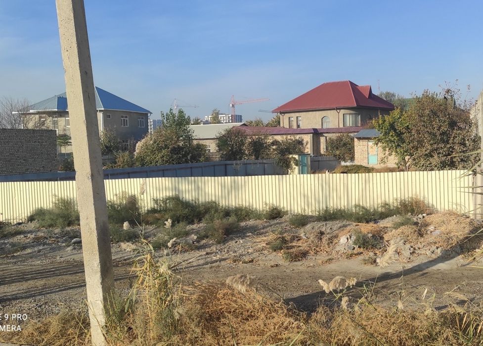 Бухоро шахар 7.5 сотихли жойимиз сотилади адрес янги узбекистон боги