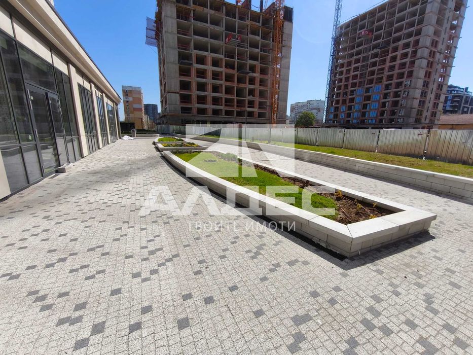 Продава се Двустаен апартамент в София, Банишора - 68 кв.м за 1320 €/кв.м - Снимка #16