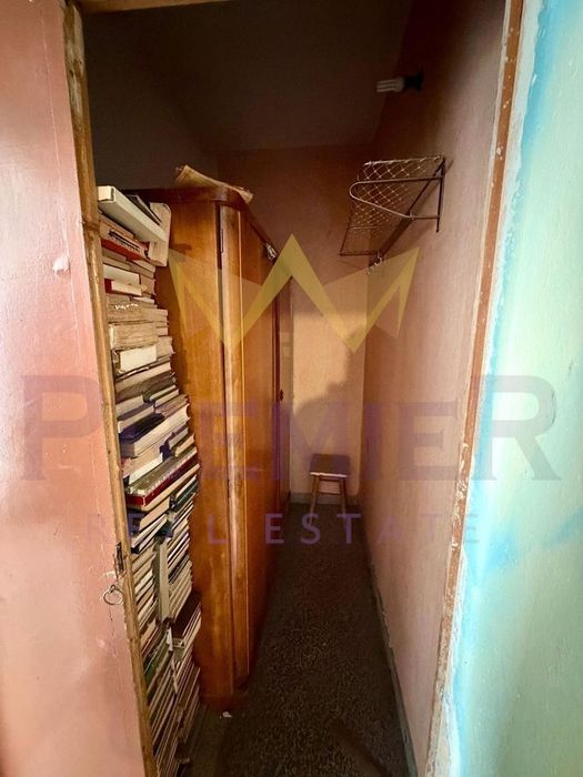 Продава се Двустаен апартамент в София, Свобода - 65 кв.м за 957 €/кв.м - Снимка #2