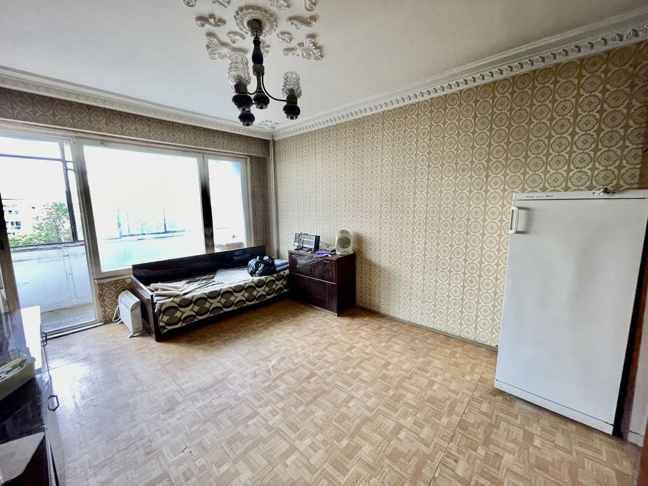 Дава се под наем Тристаен апартамент в Варна, Младост 2 - 65 кв.м за 250 € - Снимка #2