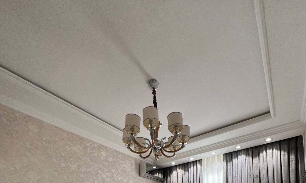 Продаётся люстра